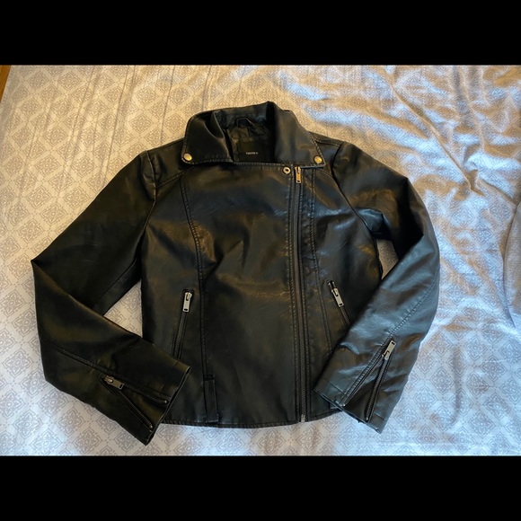 Faux leather jacket - Picture 2 of 2